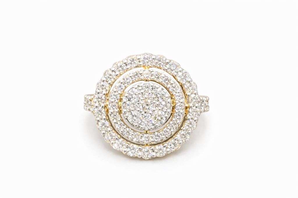 Yellow gold diamond pendant set